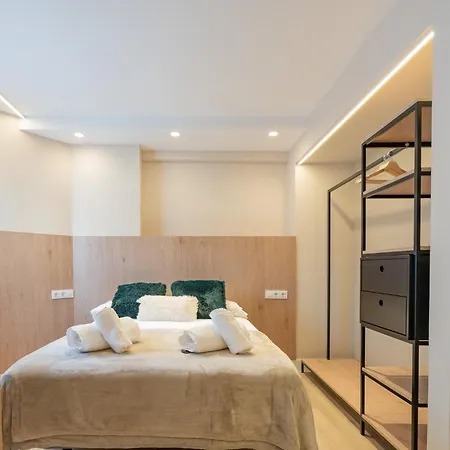 Διαμέρισμα Halo Tres *